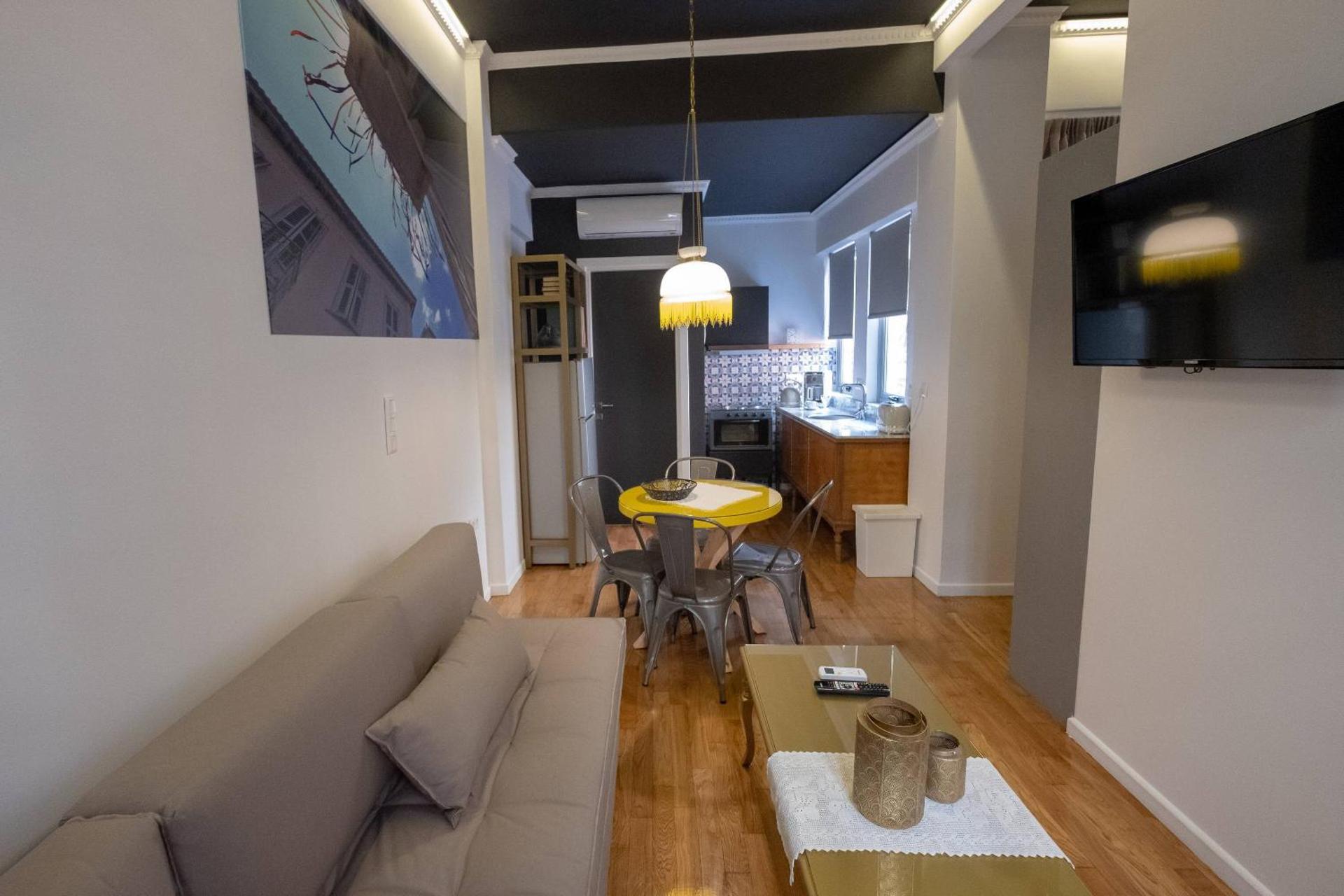 ATHENIAN YARD SUITES - Photo 11