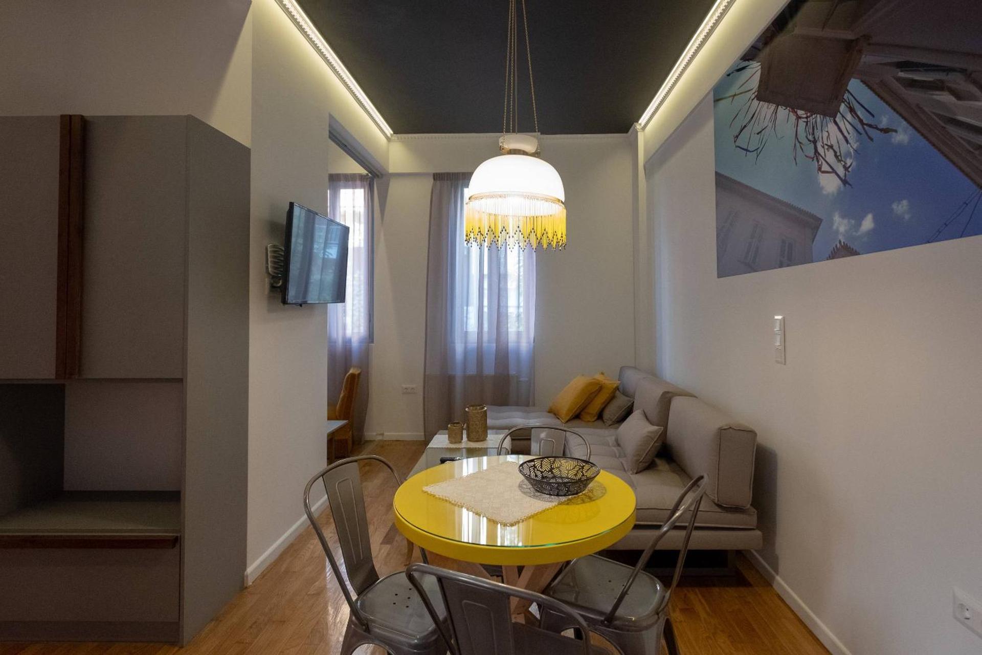 ATHENIAN YARD SUITES - Photo 8