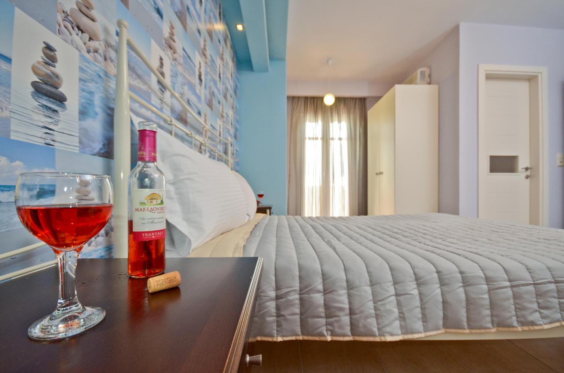 Kavourakia - Photo 10