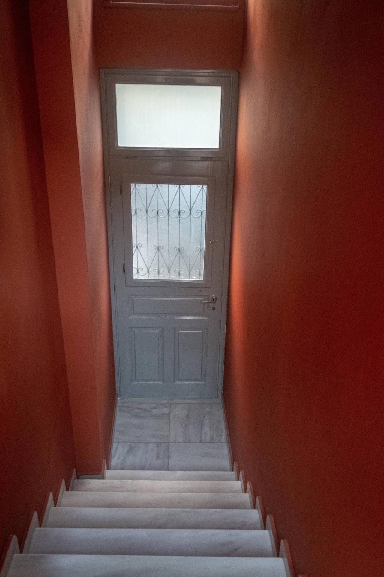 ATHENIAN YARD SUITES - Photo 42