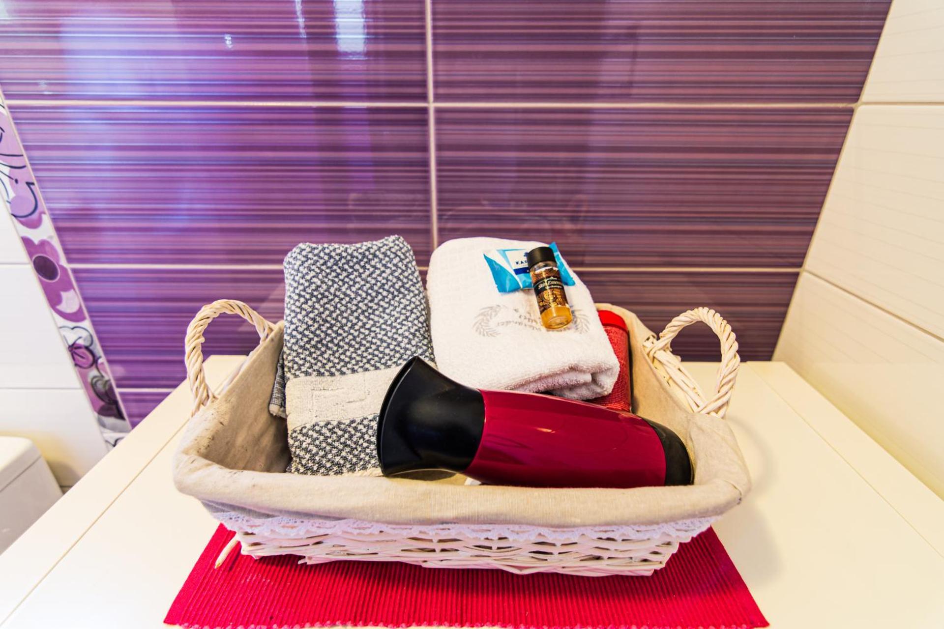 Great Alexander Suites - Photo 43