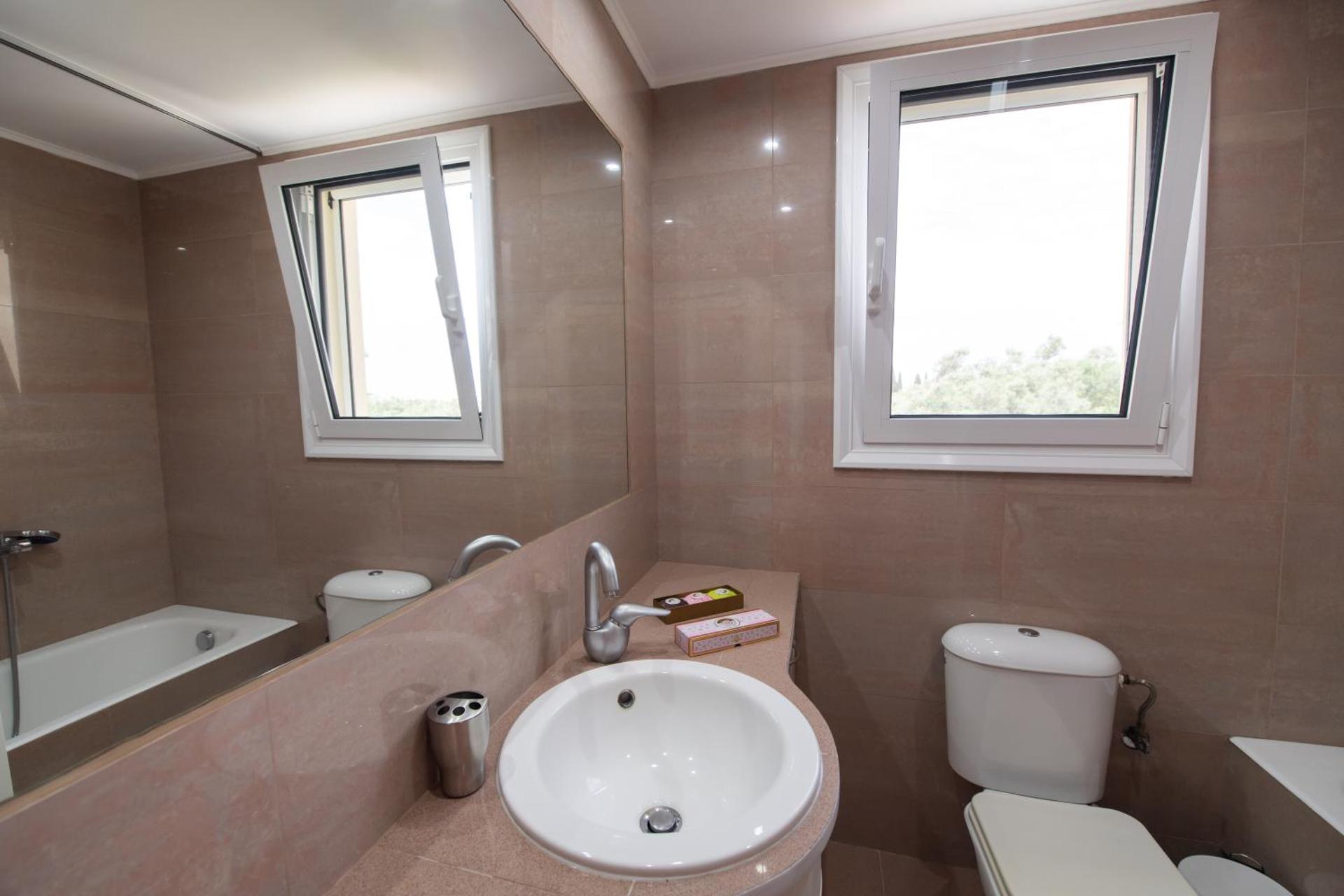 Violet Luxury Villa - Photo 14