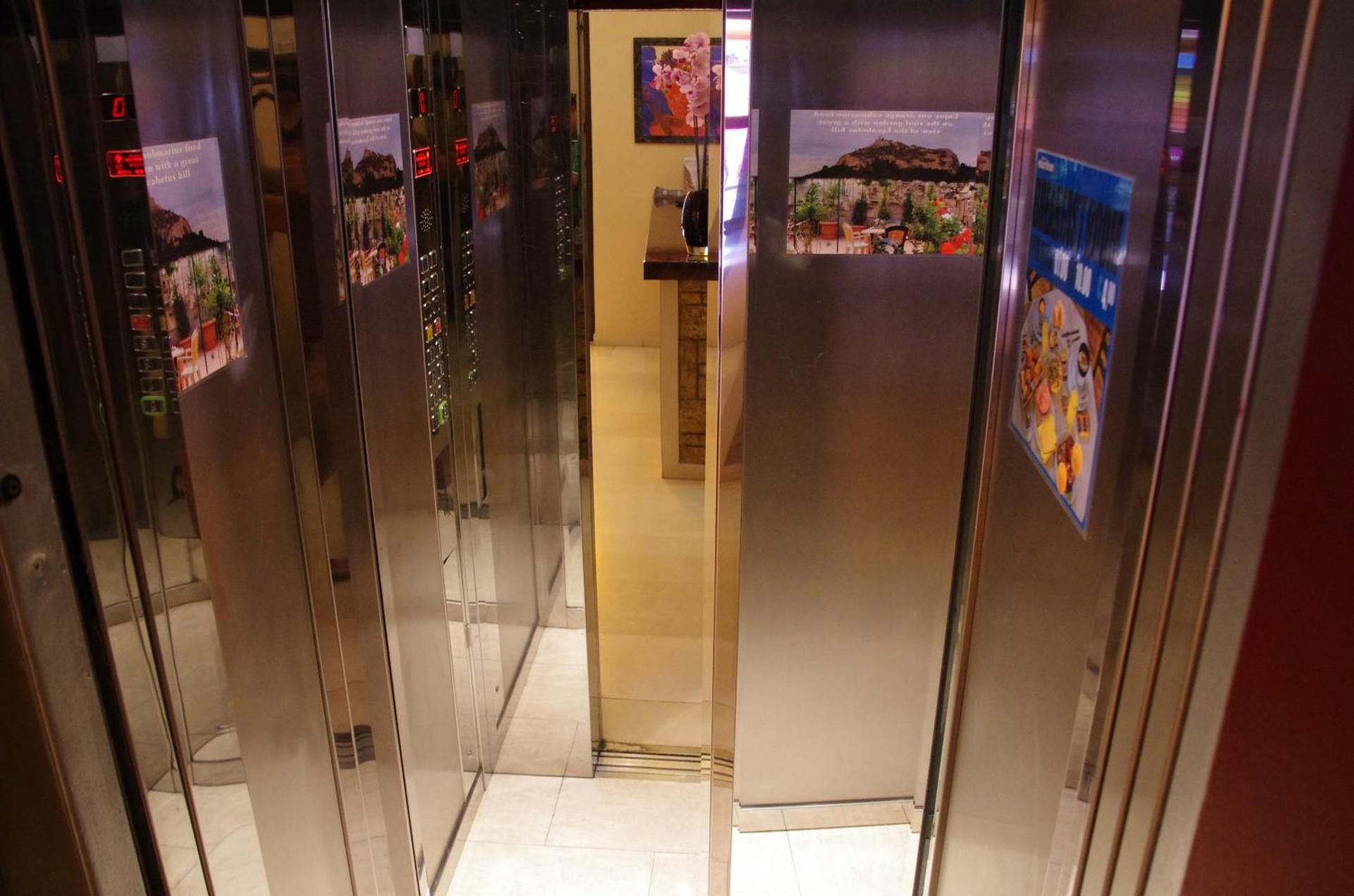 Hotel Exarchion - Photo 19