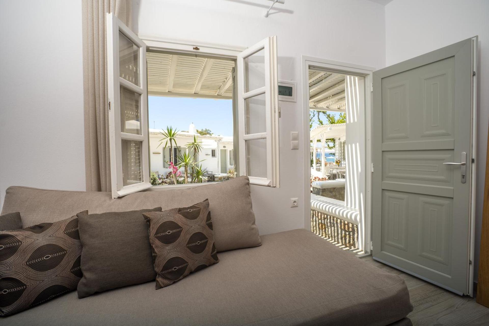 Agia Anna Beachfront Boutique - Photo 85