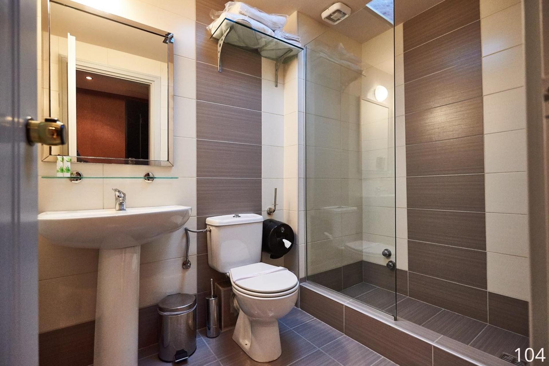 Atlantic Hotel - Photo 2