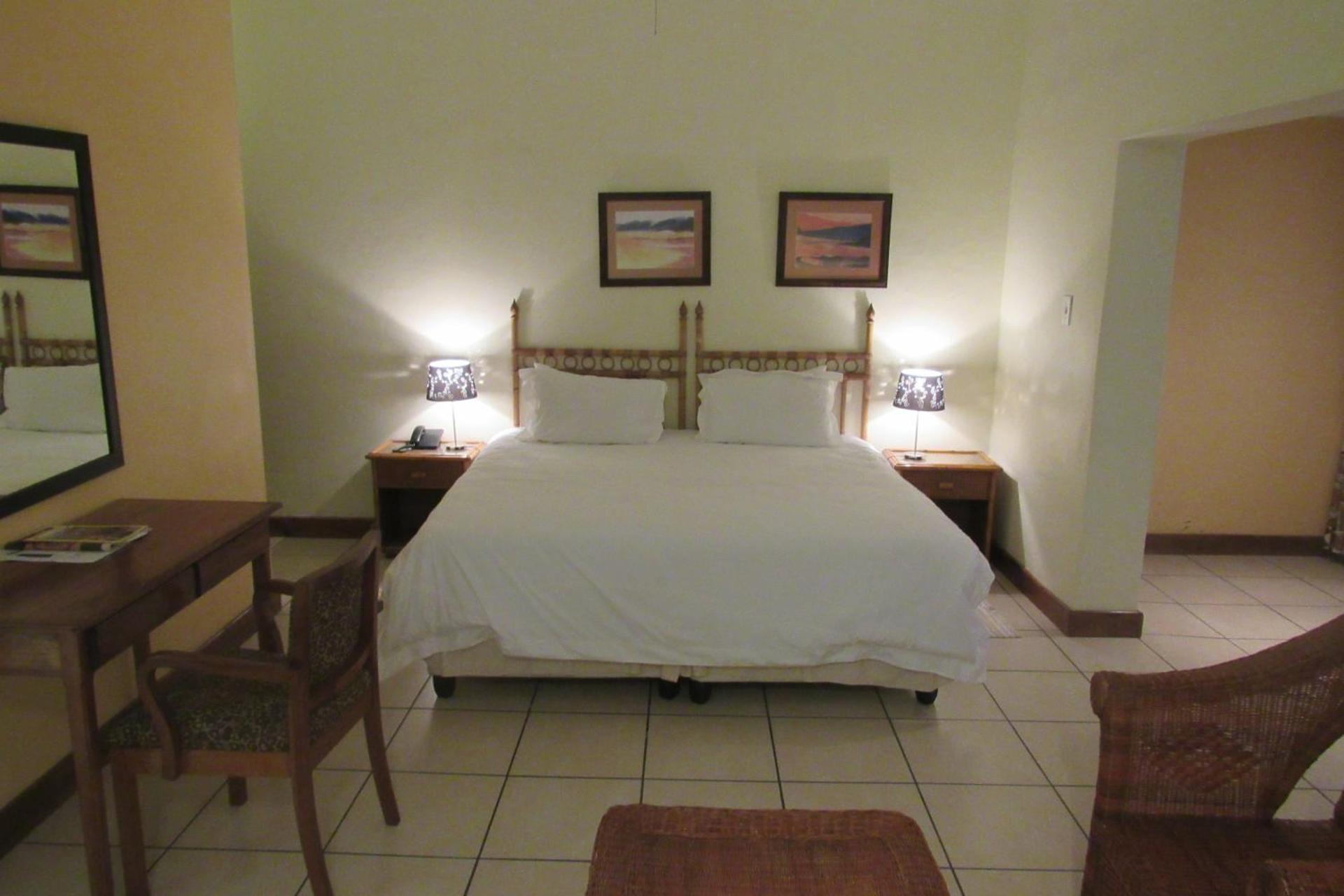 Emafini Country Lodge - Photo 11