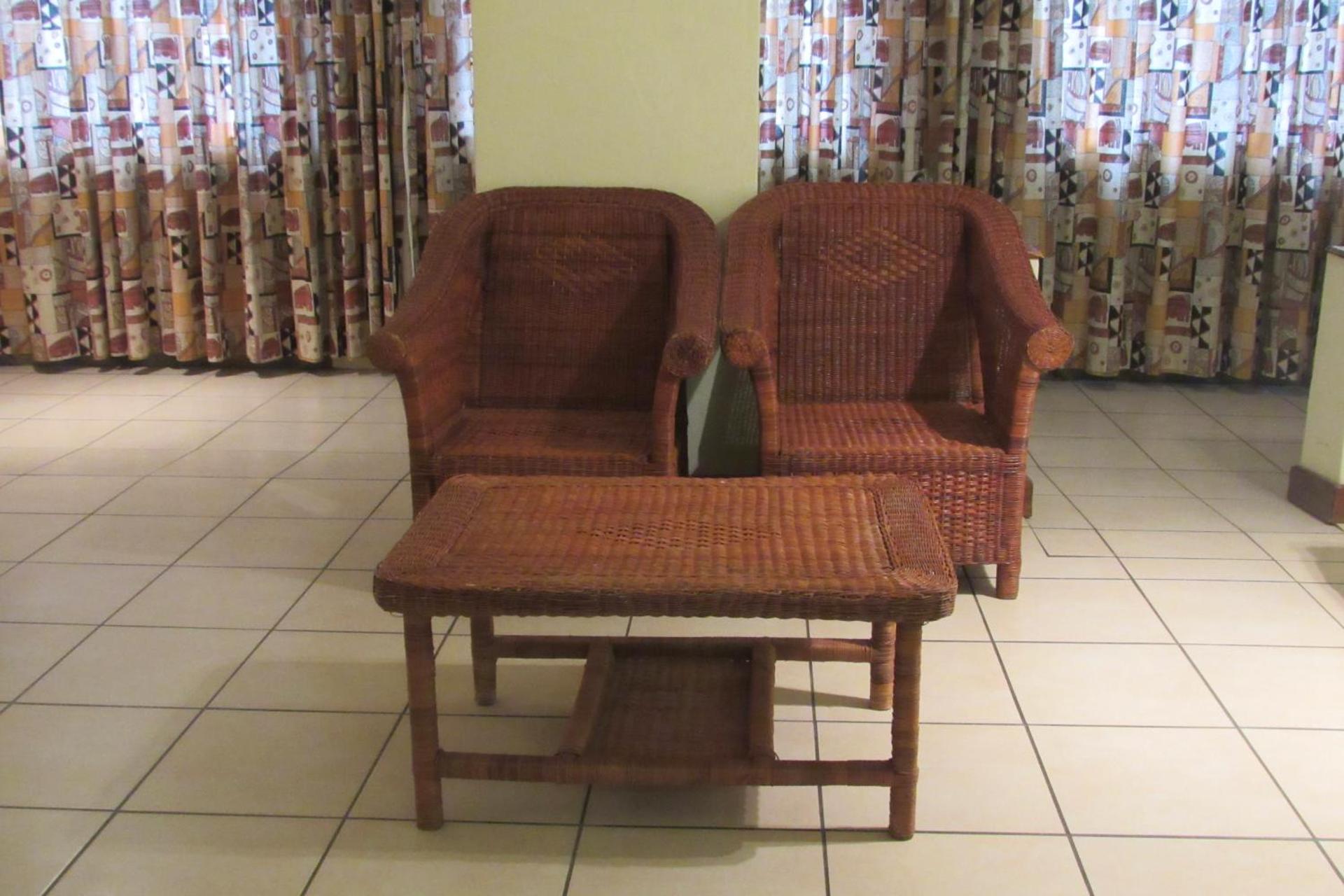 Emafini Country Lodge - Photo 9
