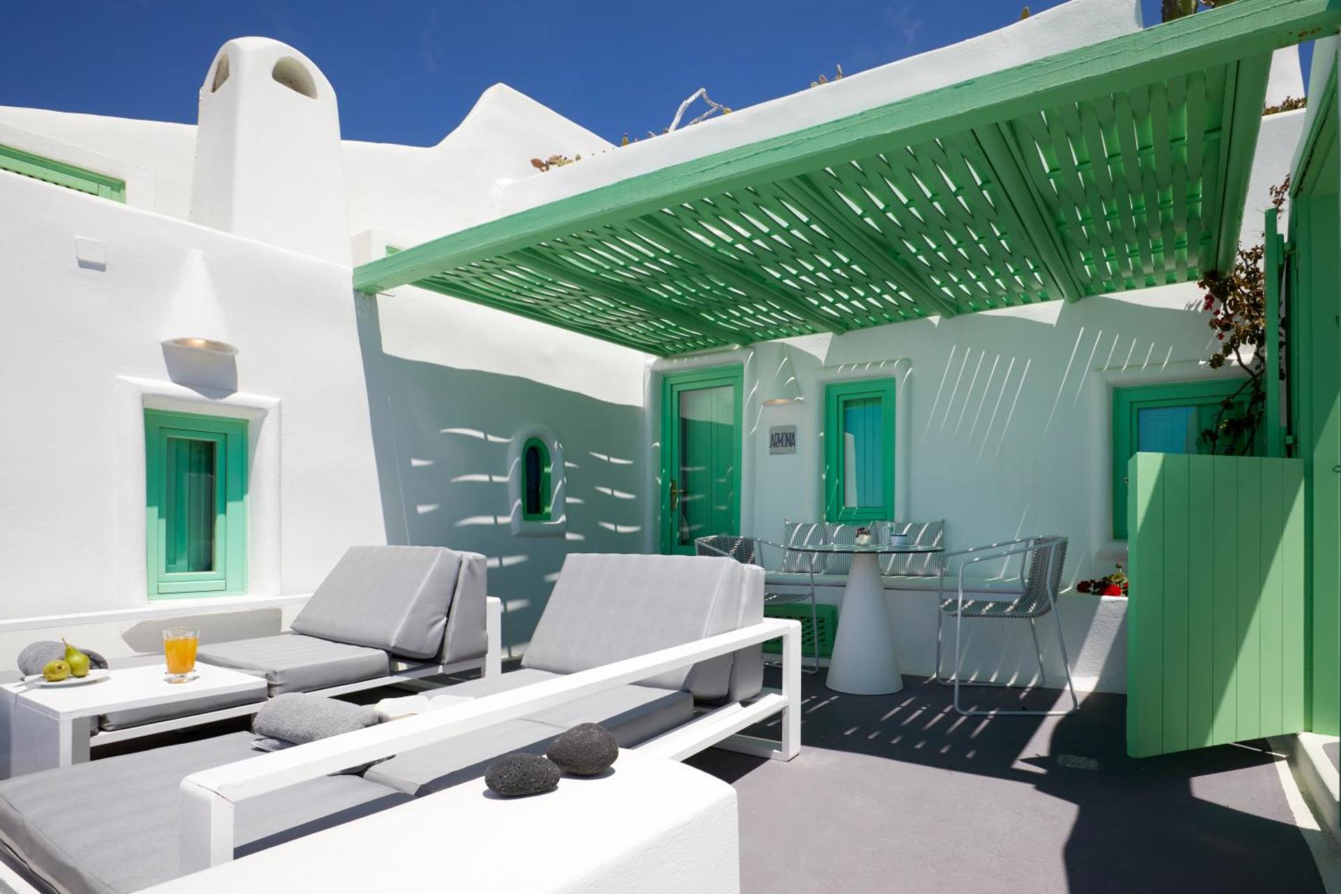 Dreams Luxury Suites - Photo 13