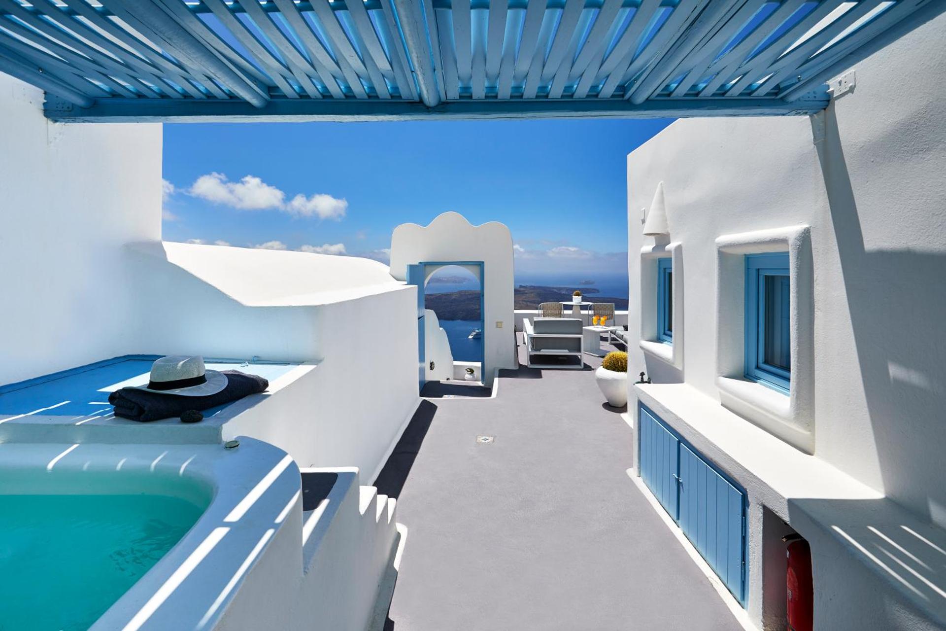 Dreams Luxury Suites - Photo 8