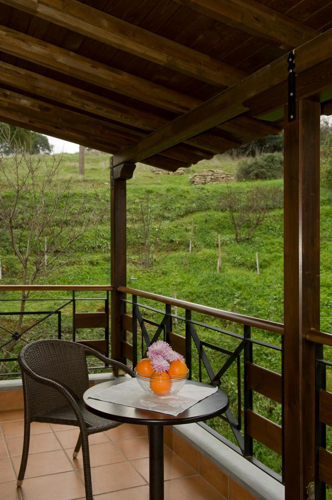 Dellas Boutique Hotel - Photo 56