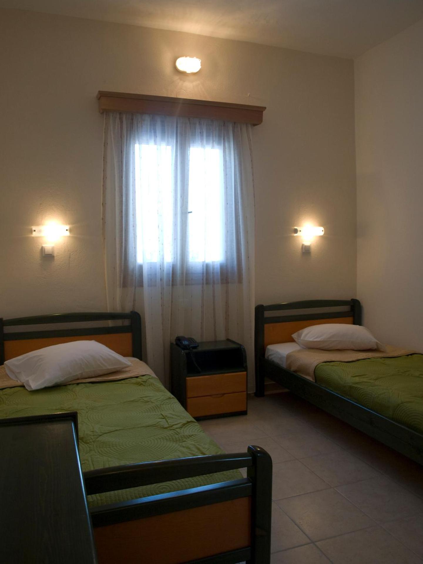 Galaxy Hotel - Photo 36