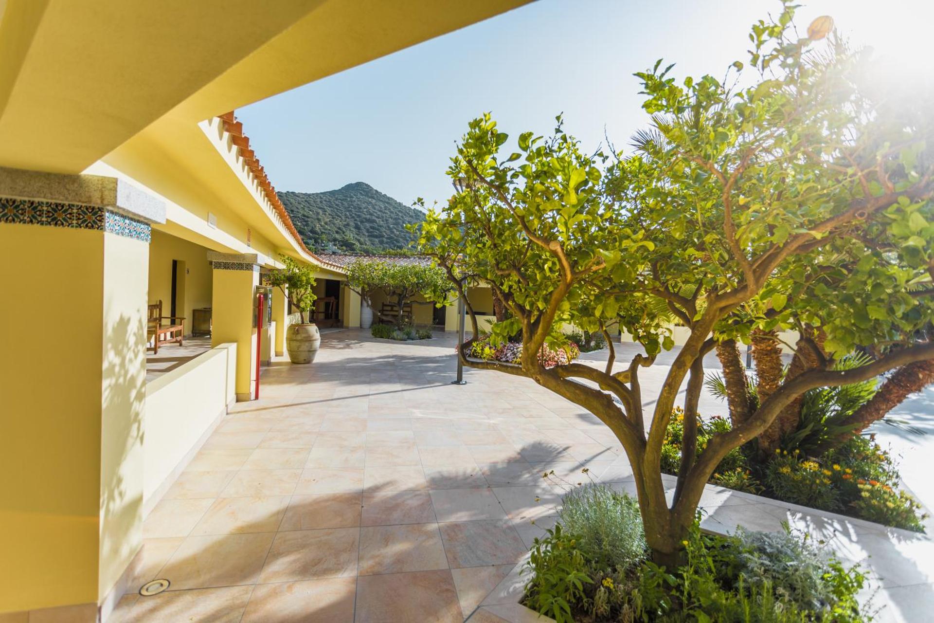Hotel Fiore Di Maggio - Photo 60