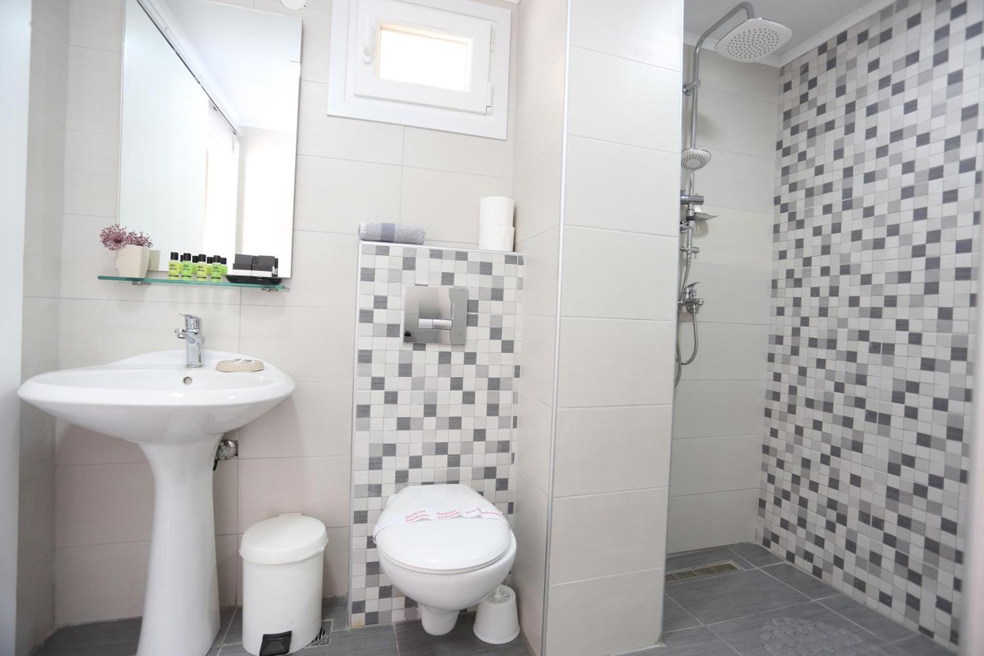 Sun Hotel - Photo 67