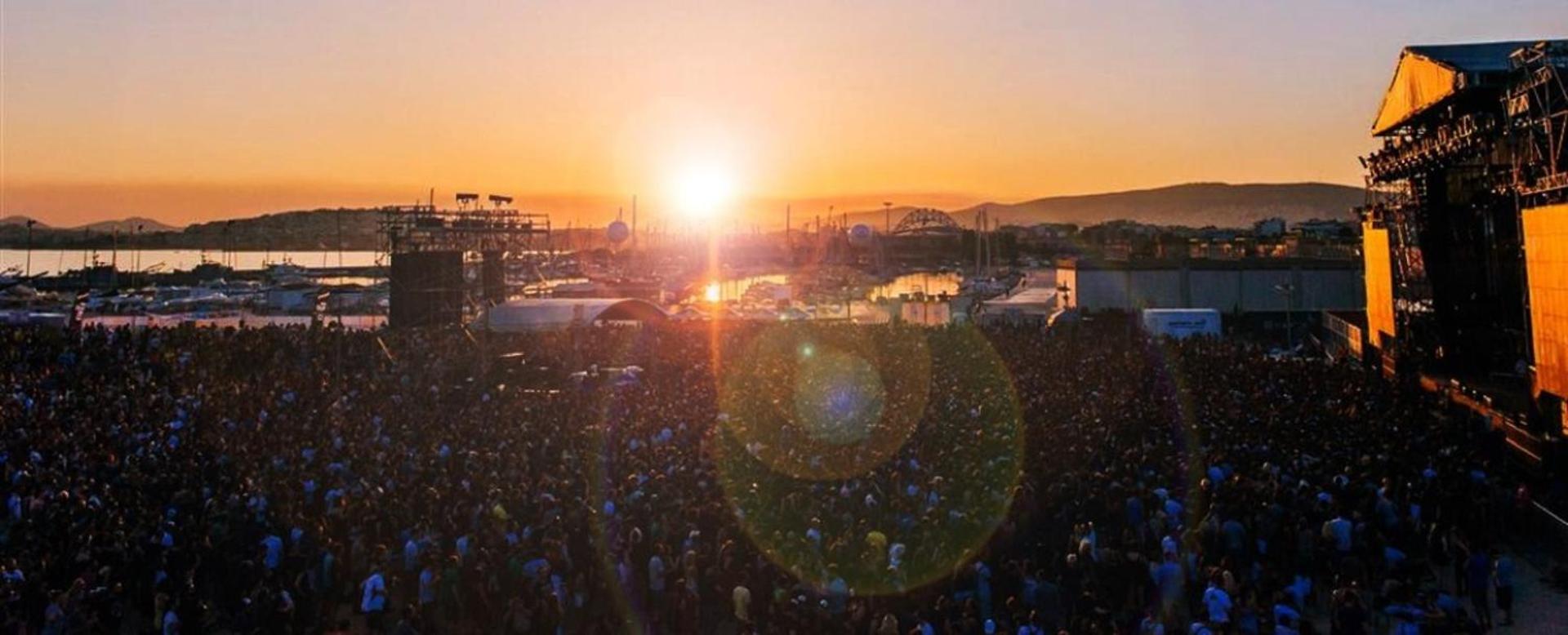 Roof-top garden apartment really well located in Athens - Photo 20