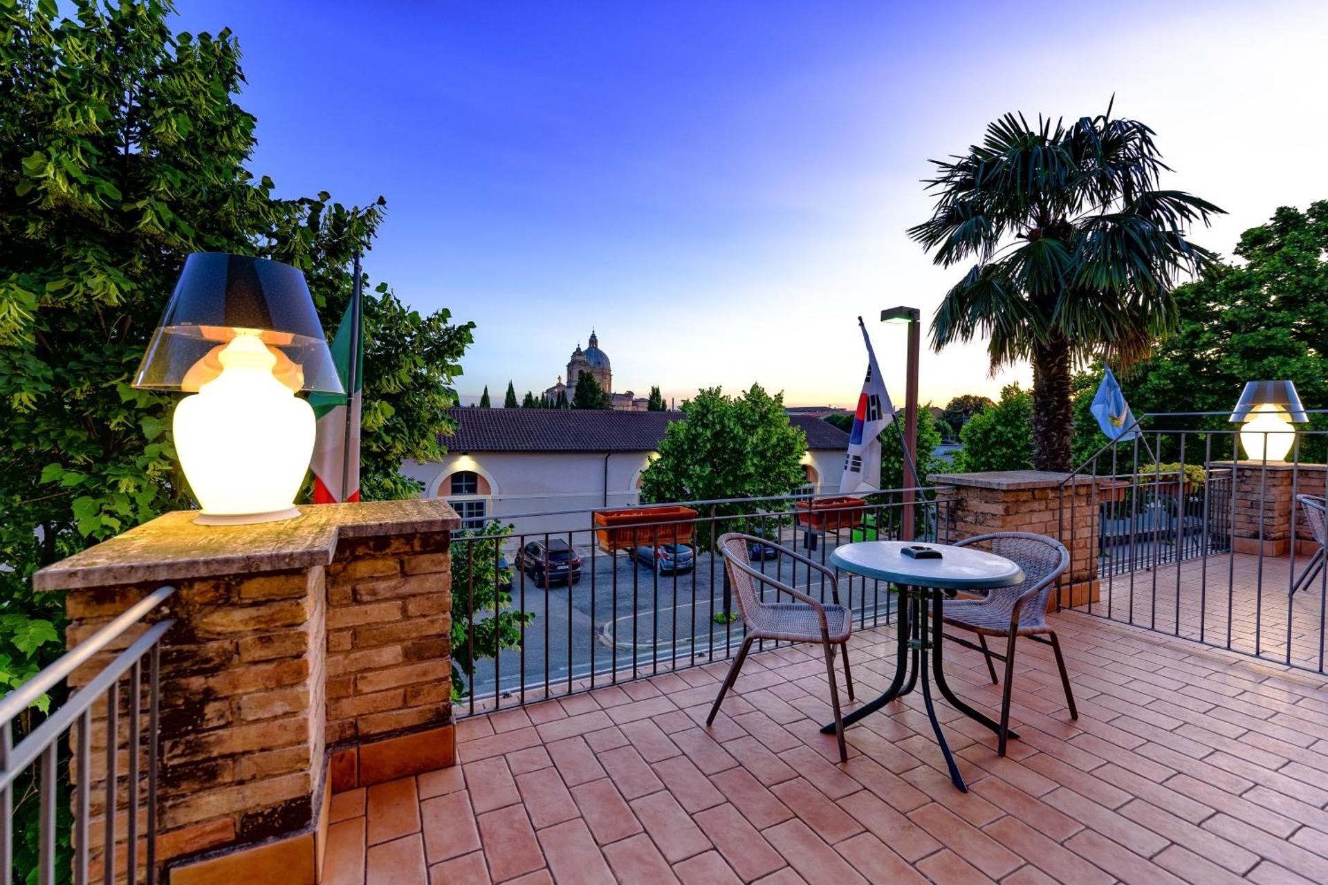 Hotel Moderno - Photo 15