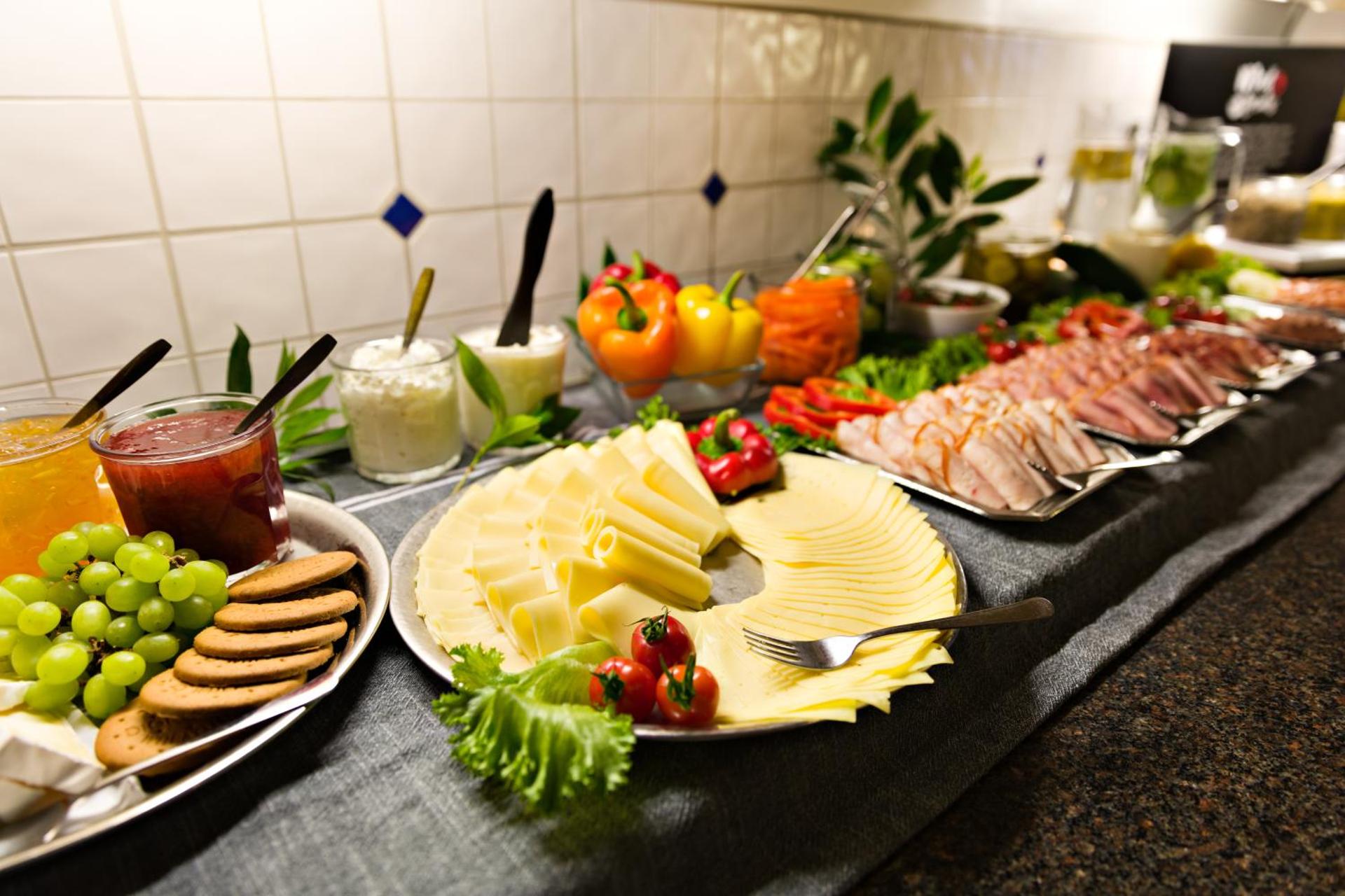 Center Hotel - Sure Hotel by Best Western - Photo 6