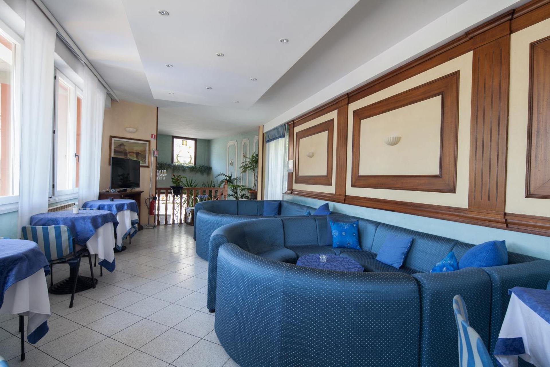 Hotel Nella - Photo 61