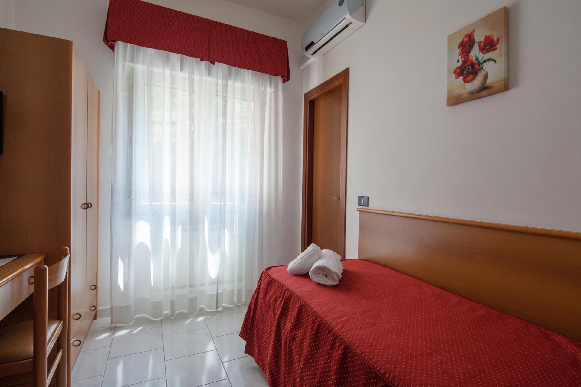 Hotel Nella - Photo 7
