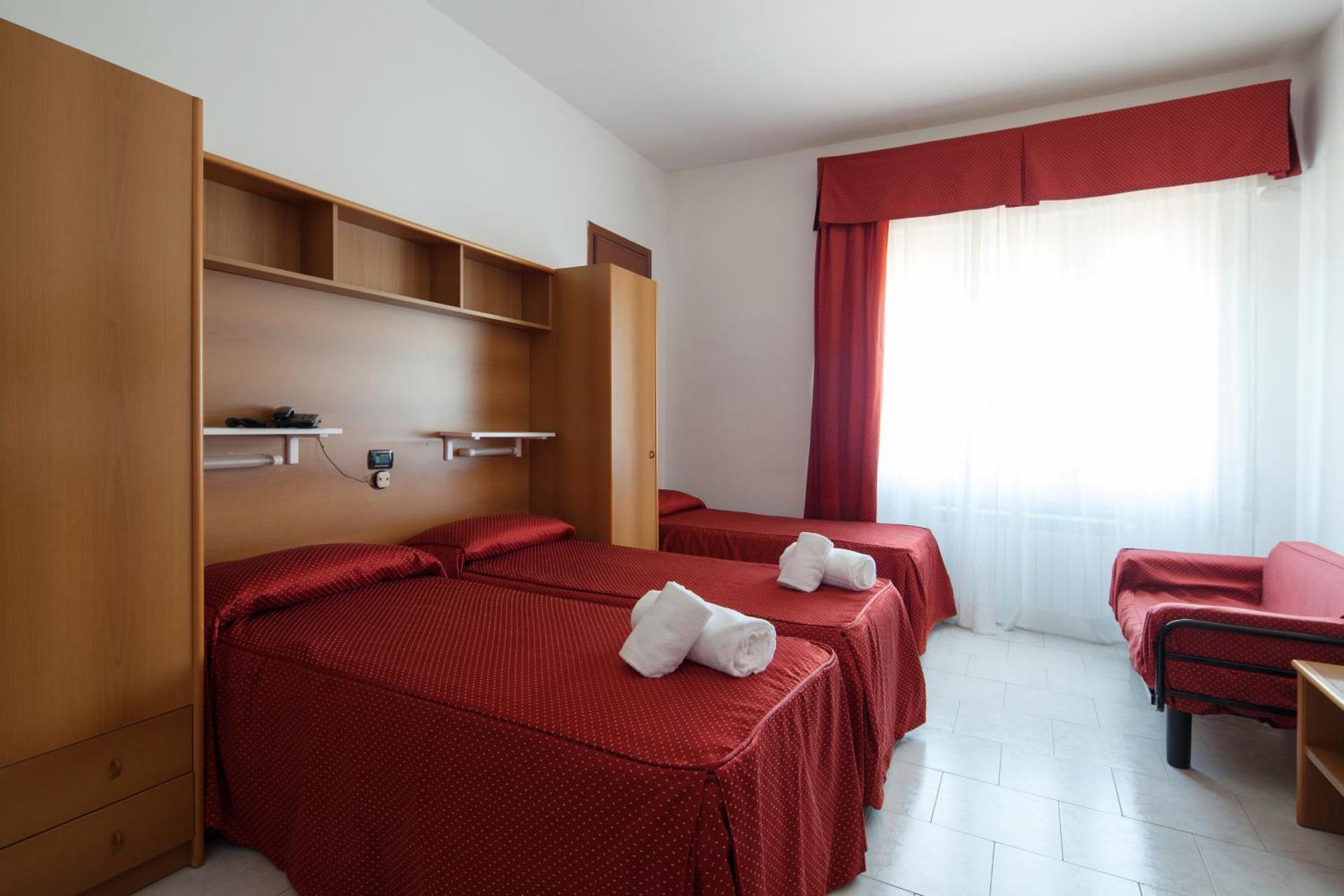 Hotel Nella - Photo 53