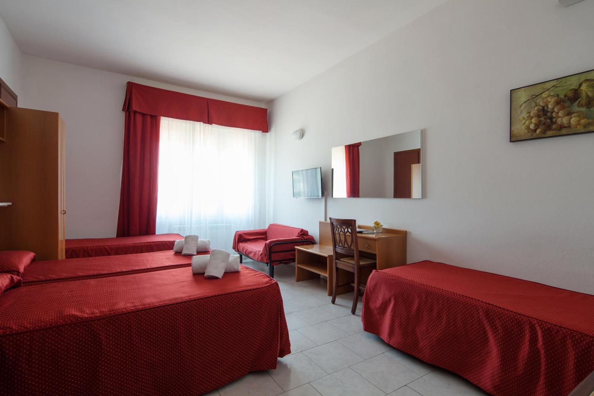 Hotel Nella - Photo 24