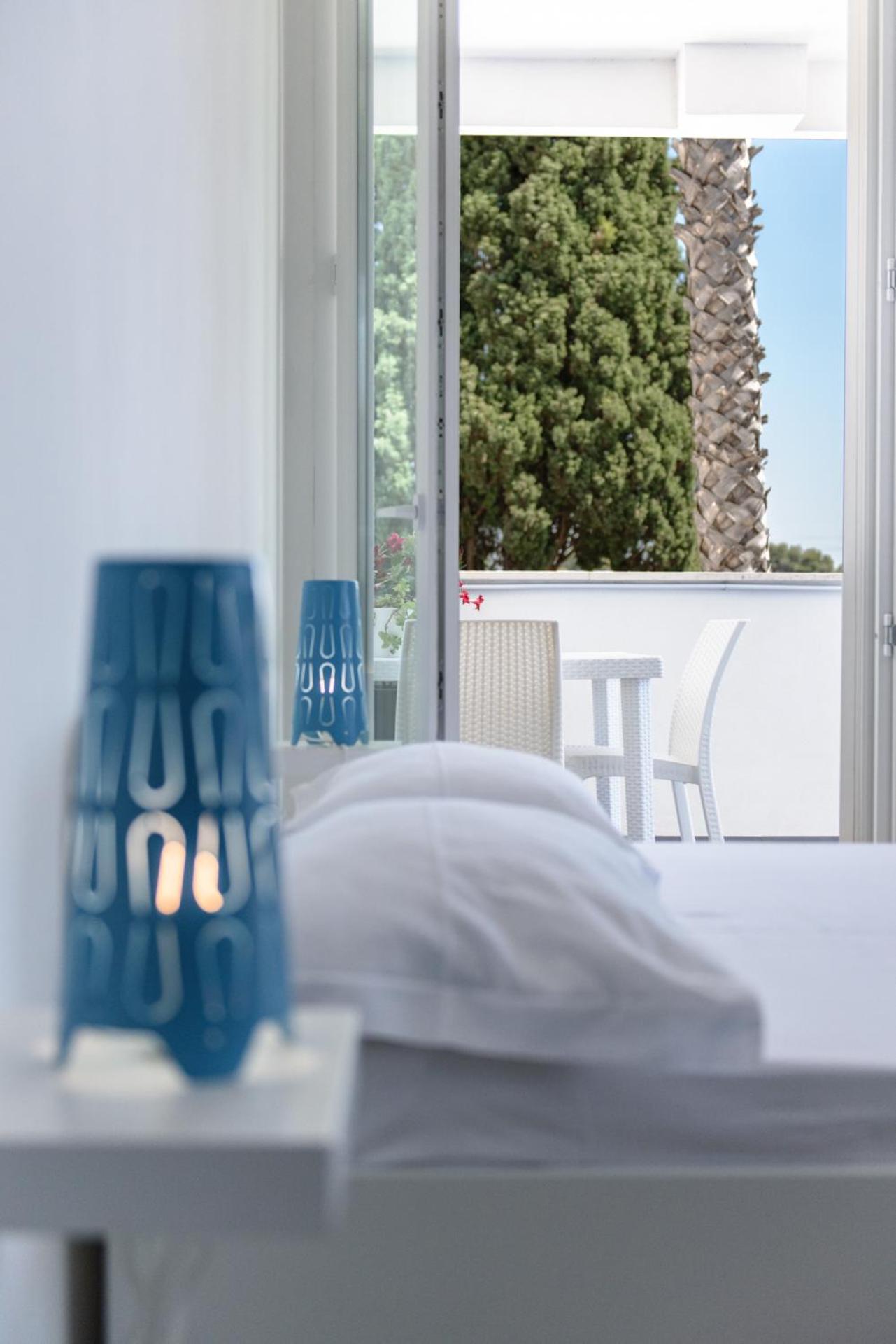 Rivabella Deluxe Apartments - Photo 16