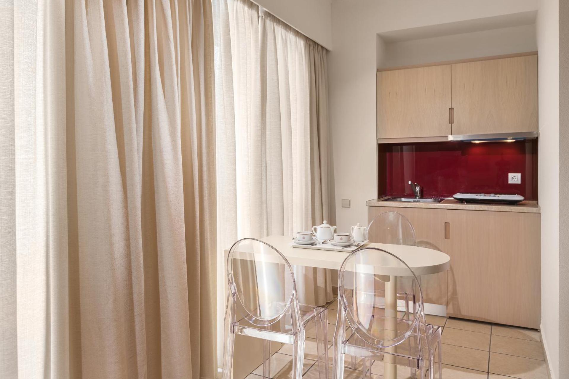 Alexandra Hotel&Apartments - Photo 21