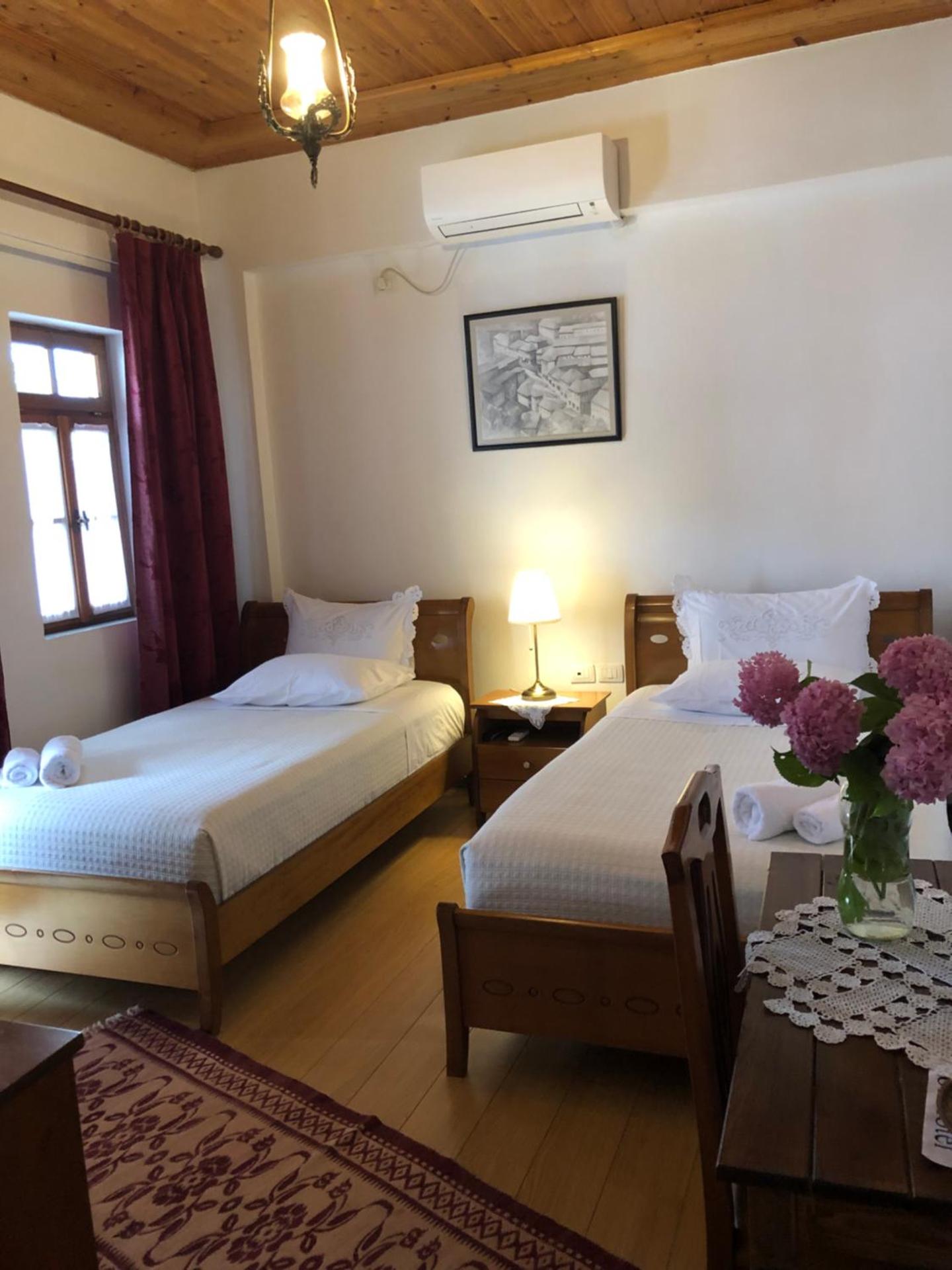 Hotel Gjirokastra - Photo 6