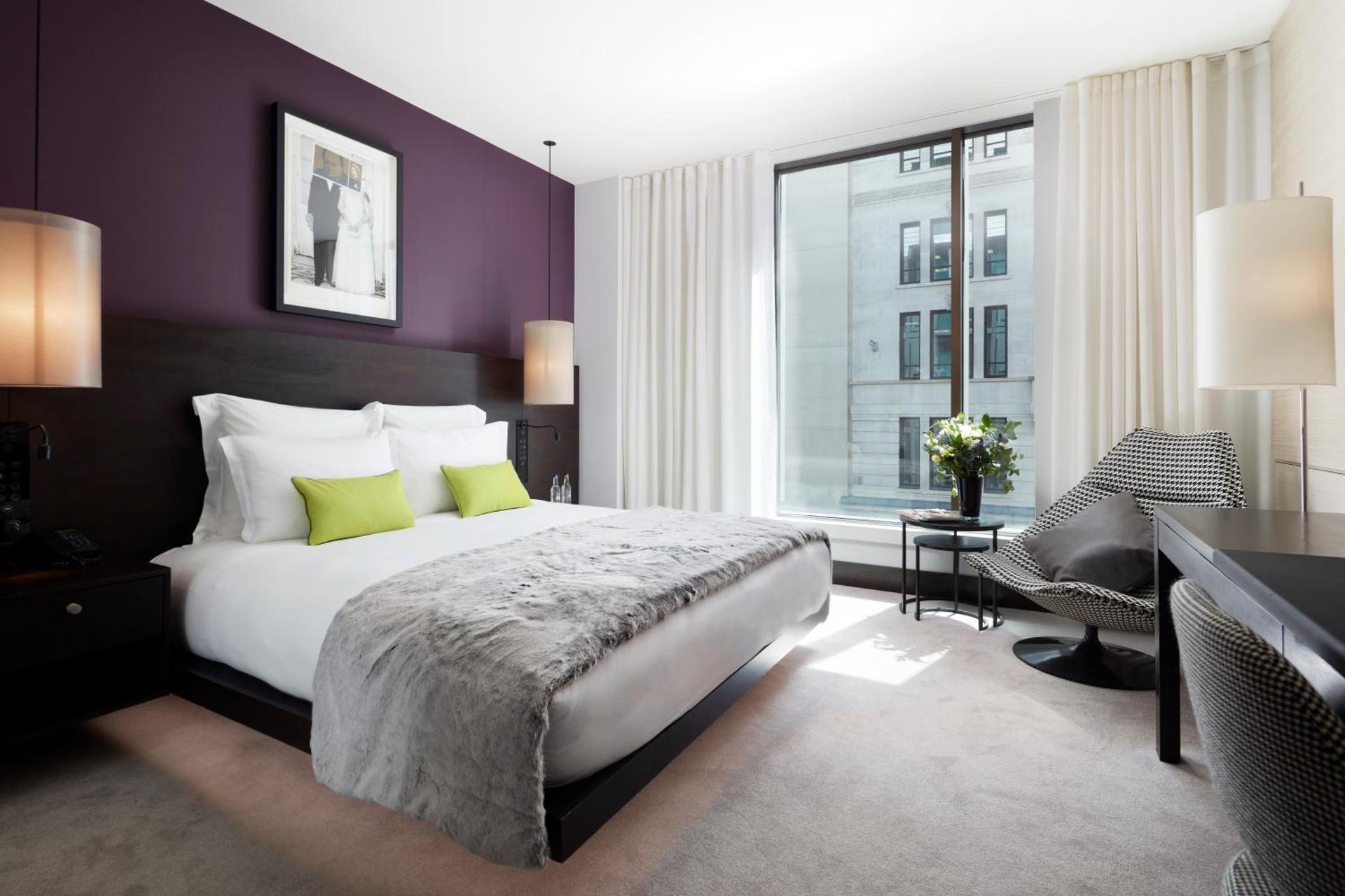 South Place Hotel - Photo 2
