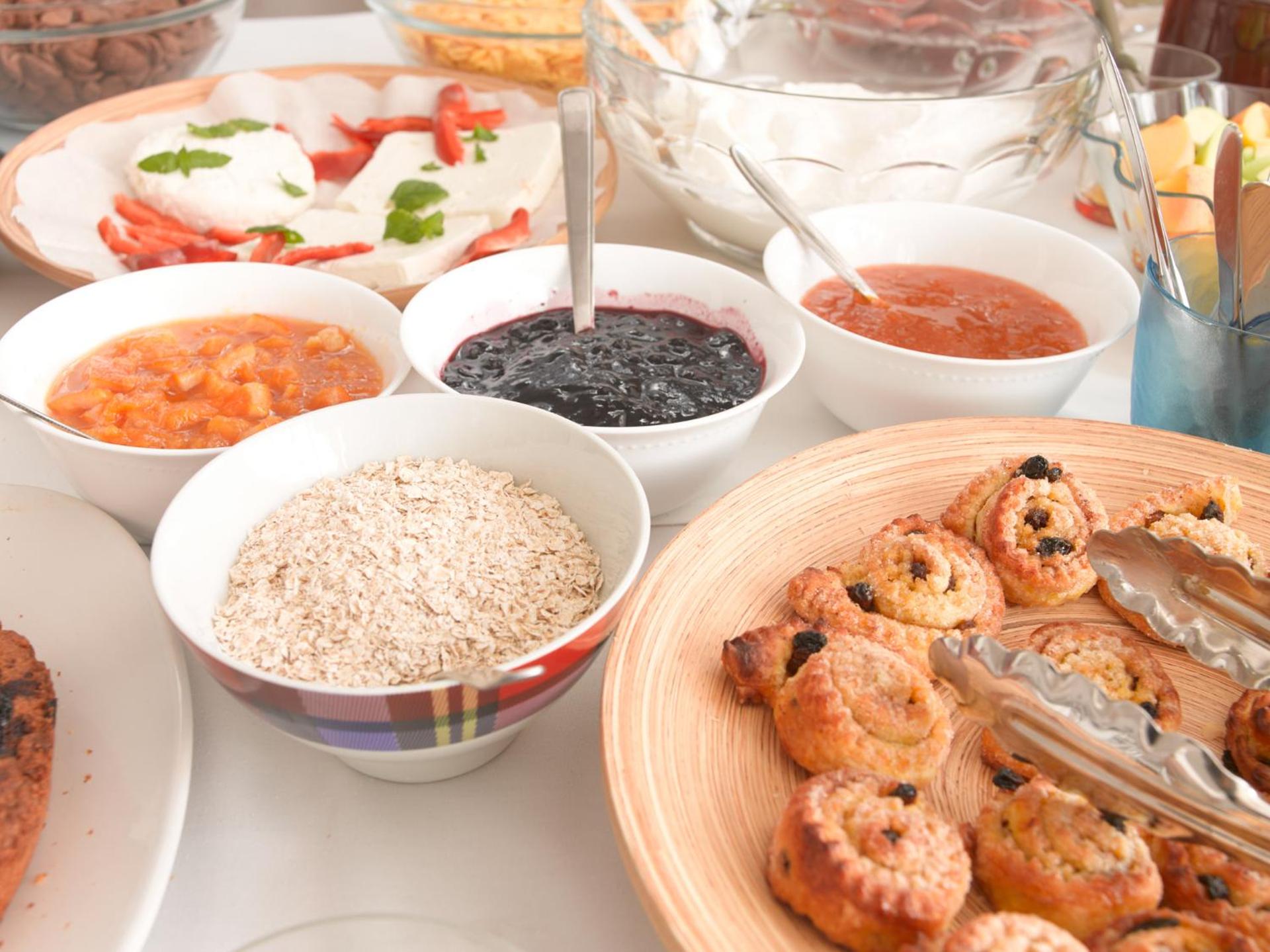 Londos Hotel - Photo 8