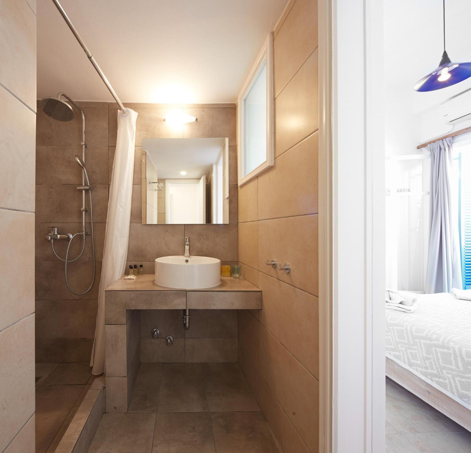 Londos Hotel - Photo 31