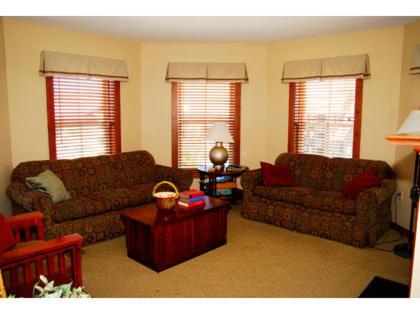 Highland House - Photo 23
