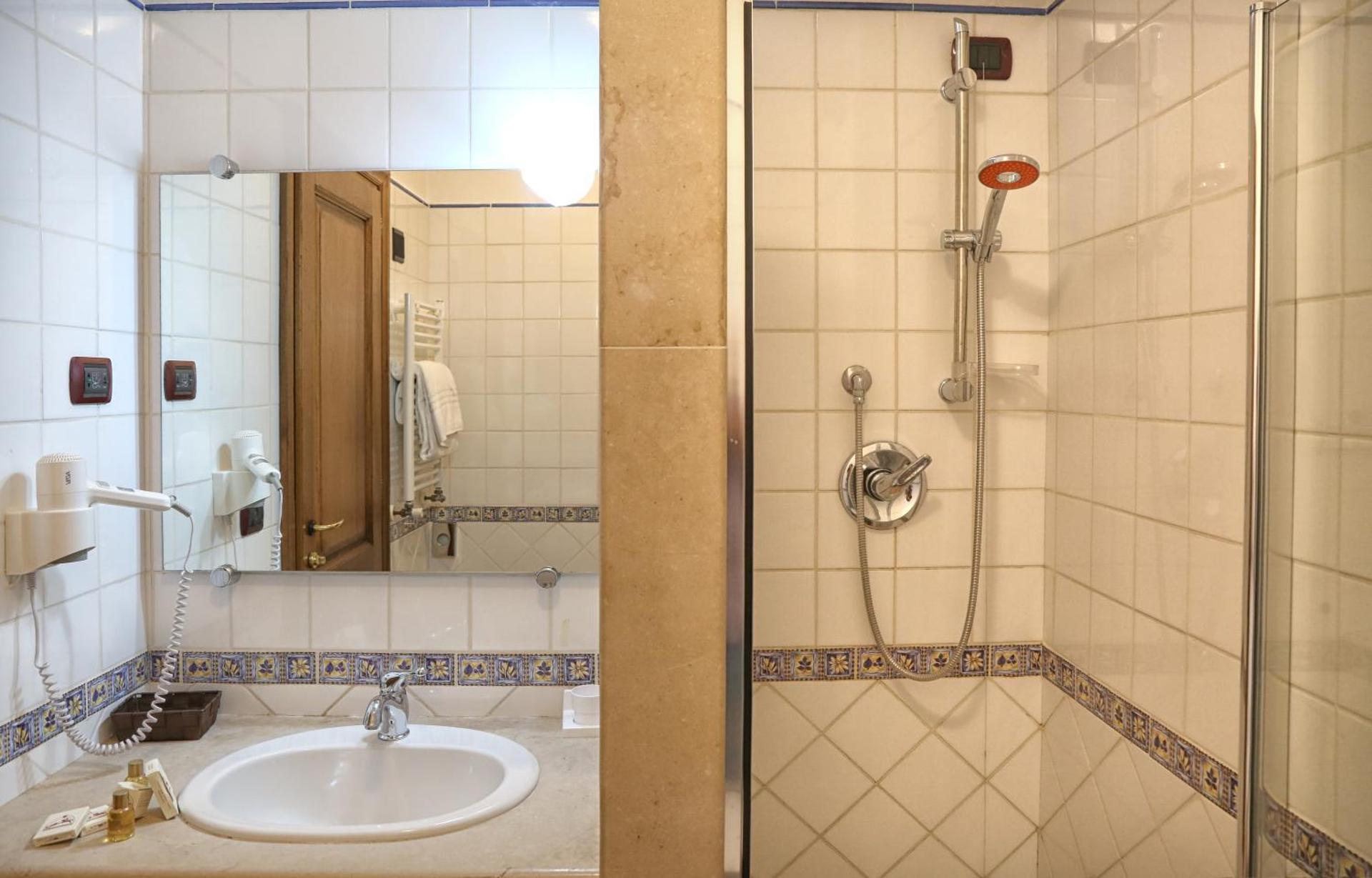 Hotel San Giorgio - Photo 37