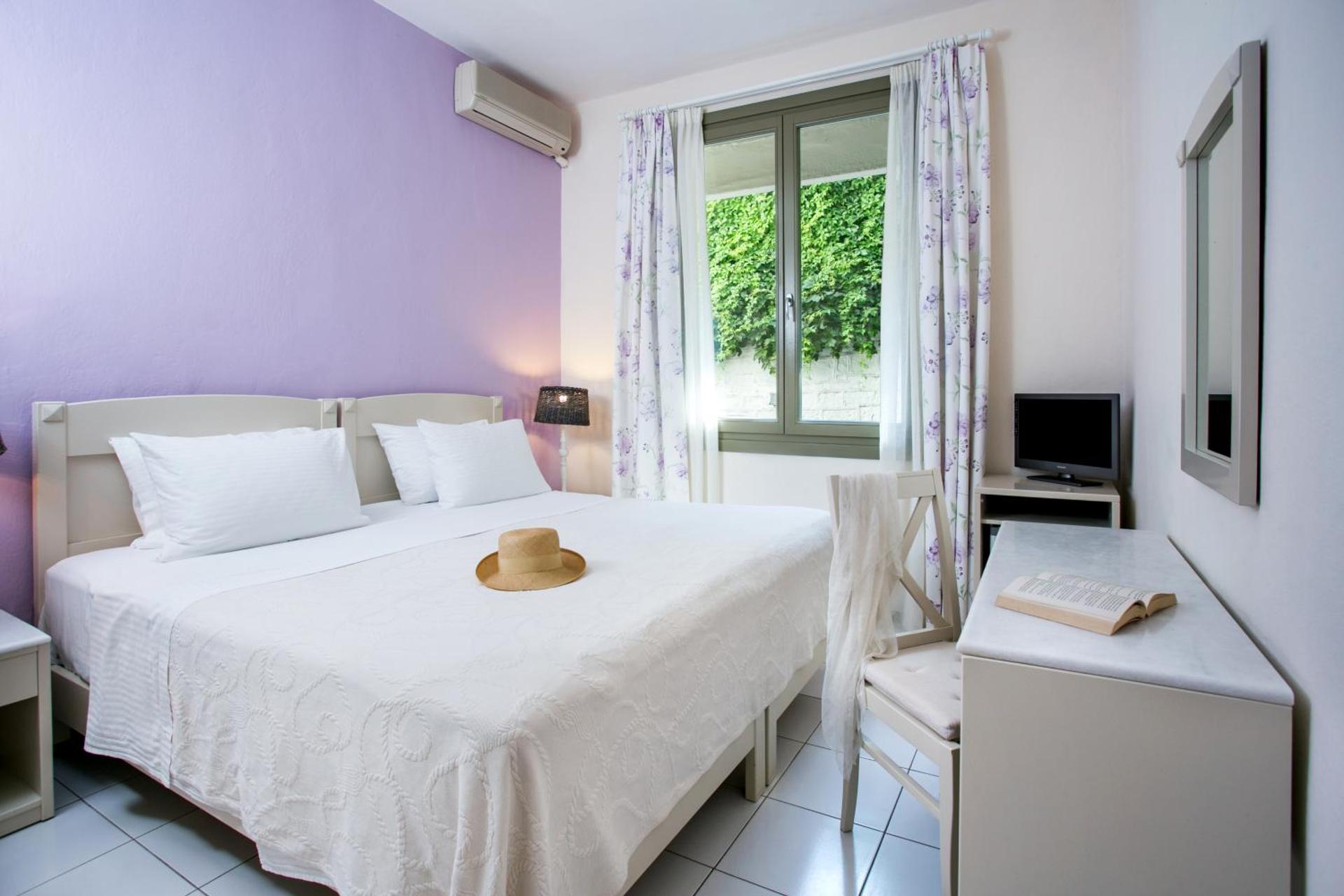 Kenta Beach Hotel - Photo 2