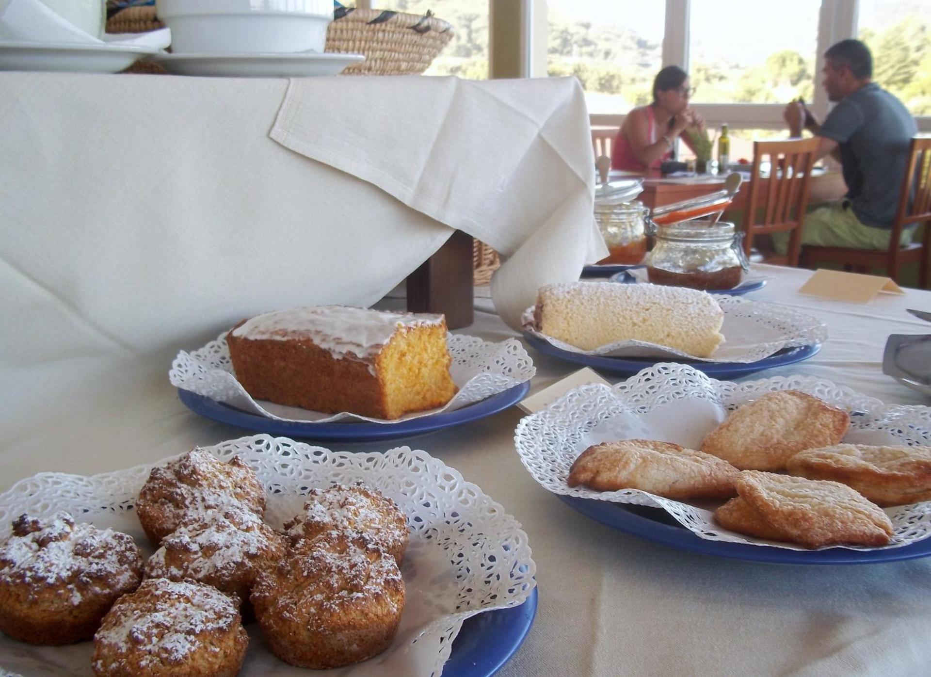 Pausania Inn - Photo 48