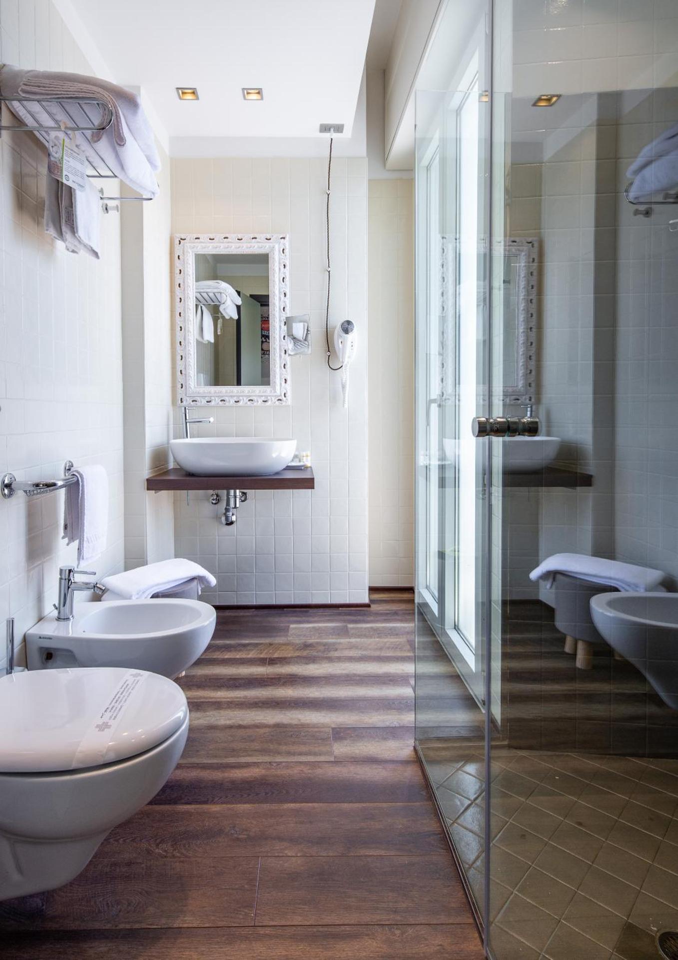 Best Western Maison B Hotel - Photo 23