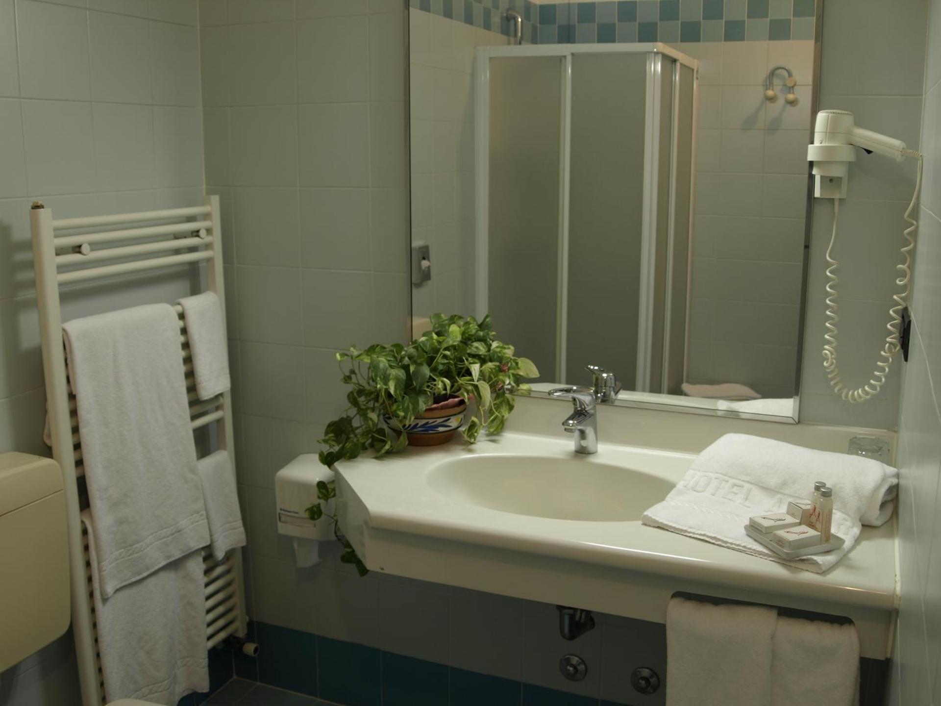 Hotel Alberi - Photo 53