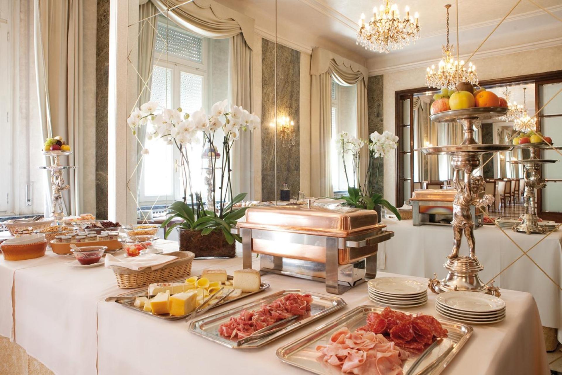 Hotel Vittoria - Photo 190