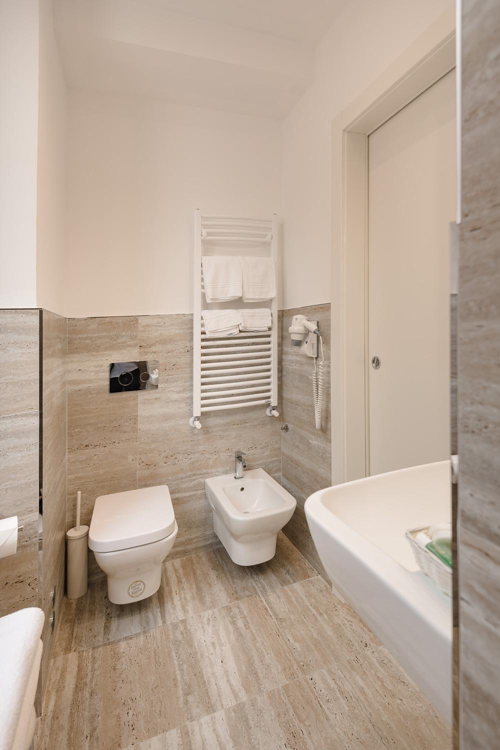 Miramare Hotel - Photo 23