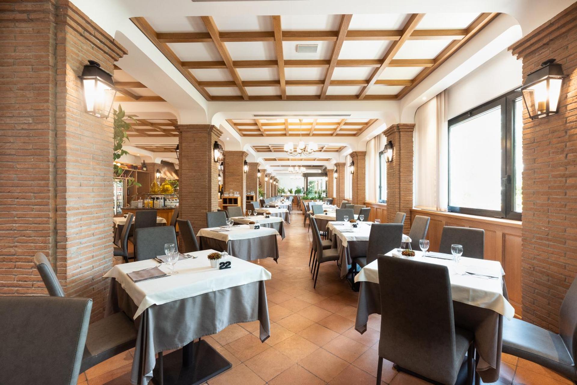 Hotel Bologna Airport - Photo 62