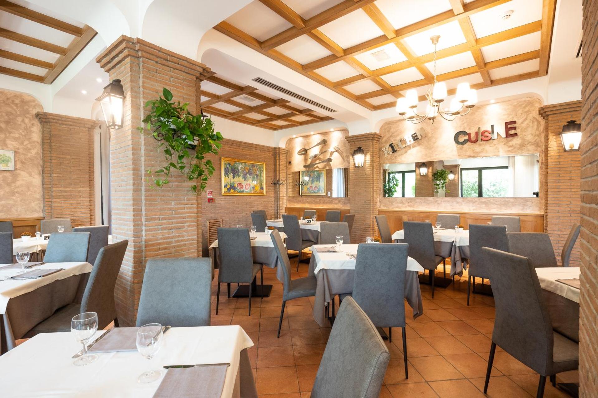 Hotel Bologna Airport - Photo 17