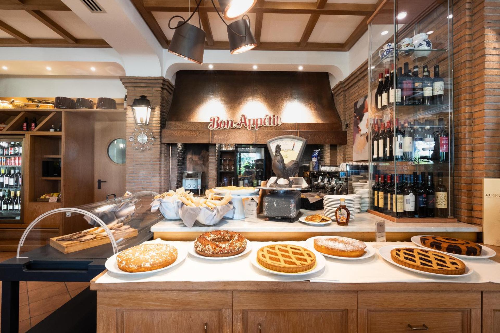 Hotel Bologna Airport - Photo 11