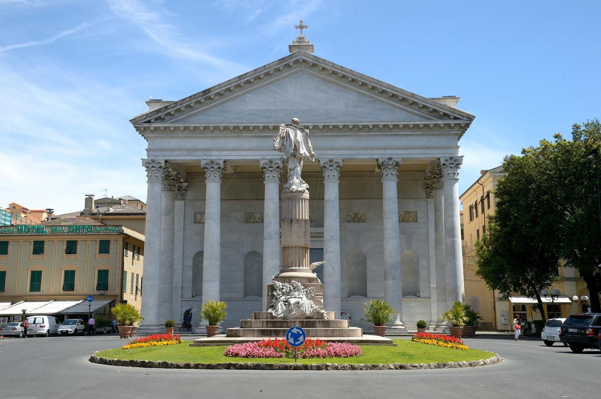 Hotel Santa Maria - Photo 4