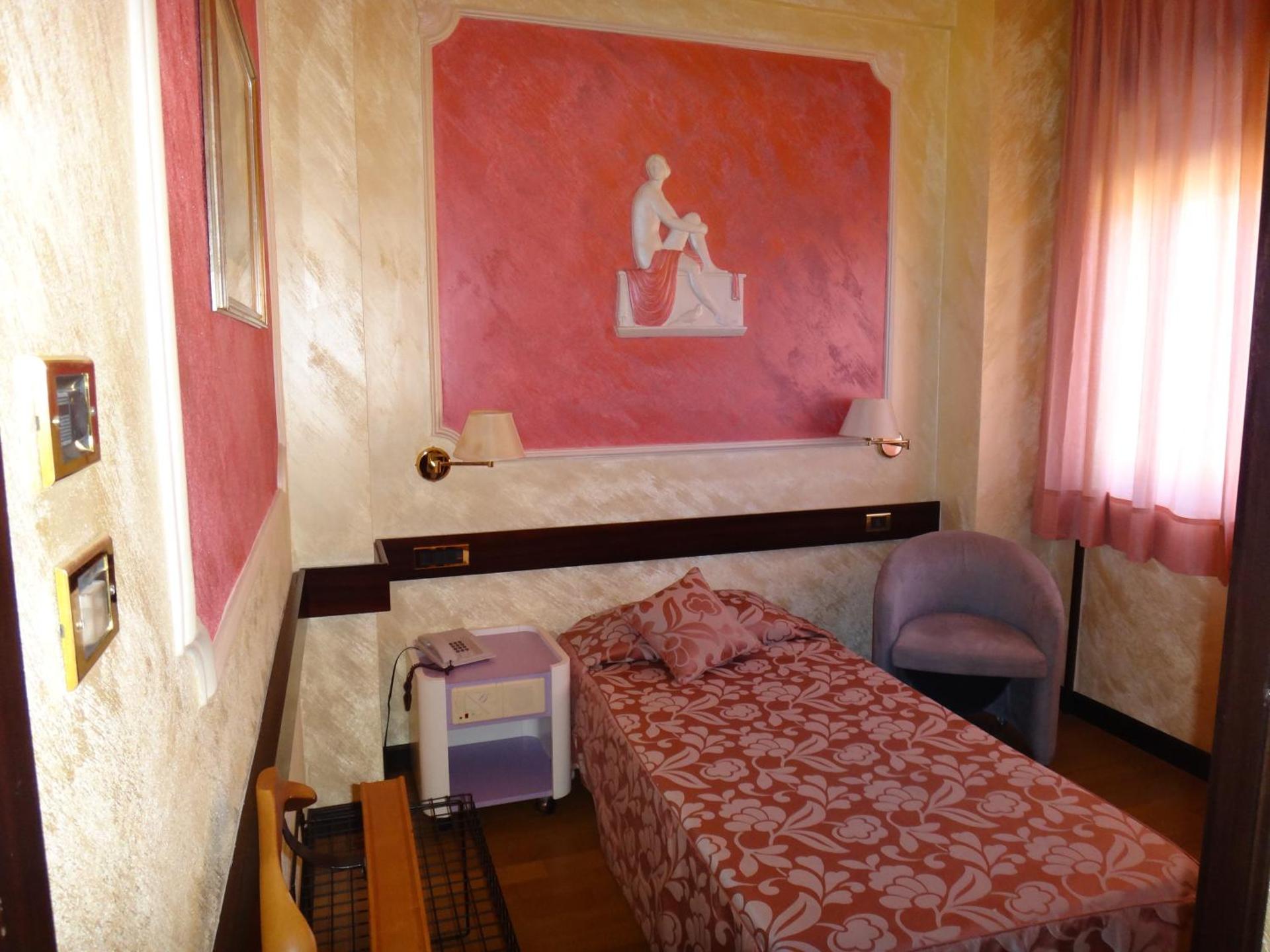 Benny Hotel - Photo 16