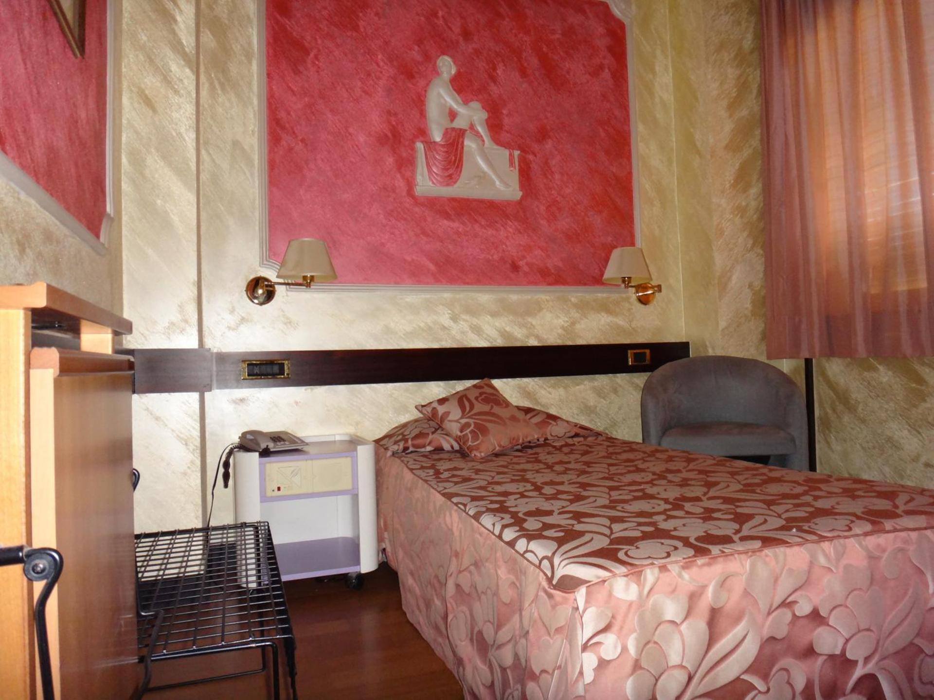 Benny Hotel - Photo 26