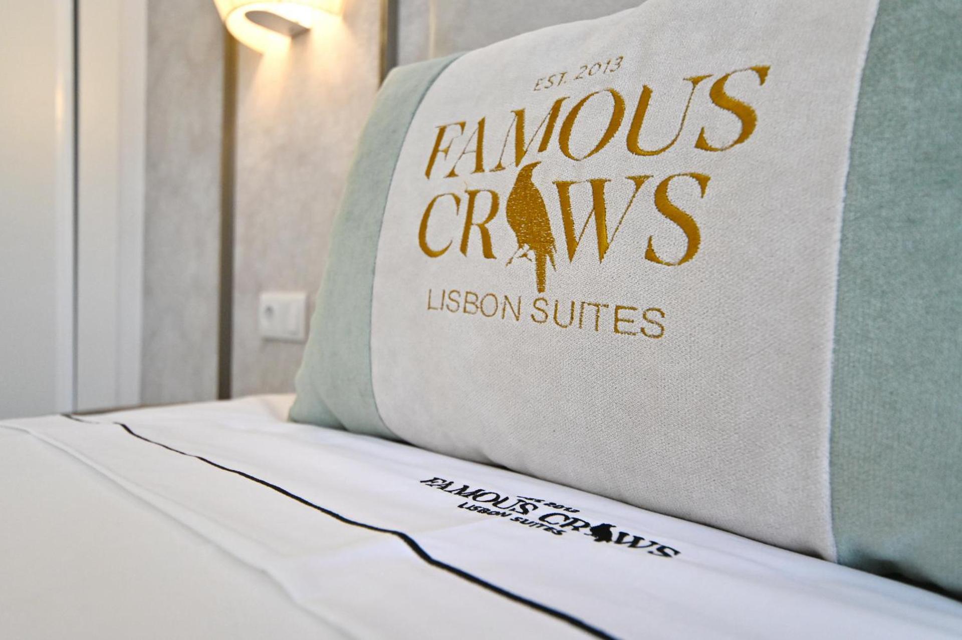 Famous Crows Lisbon Suites - Photo 50