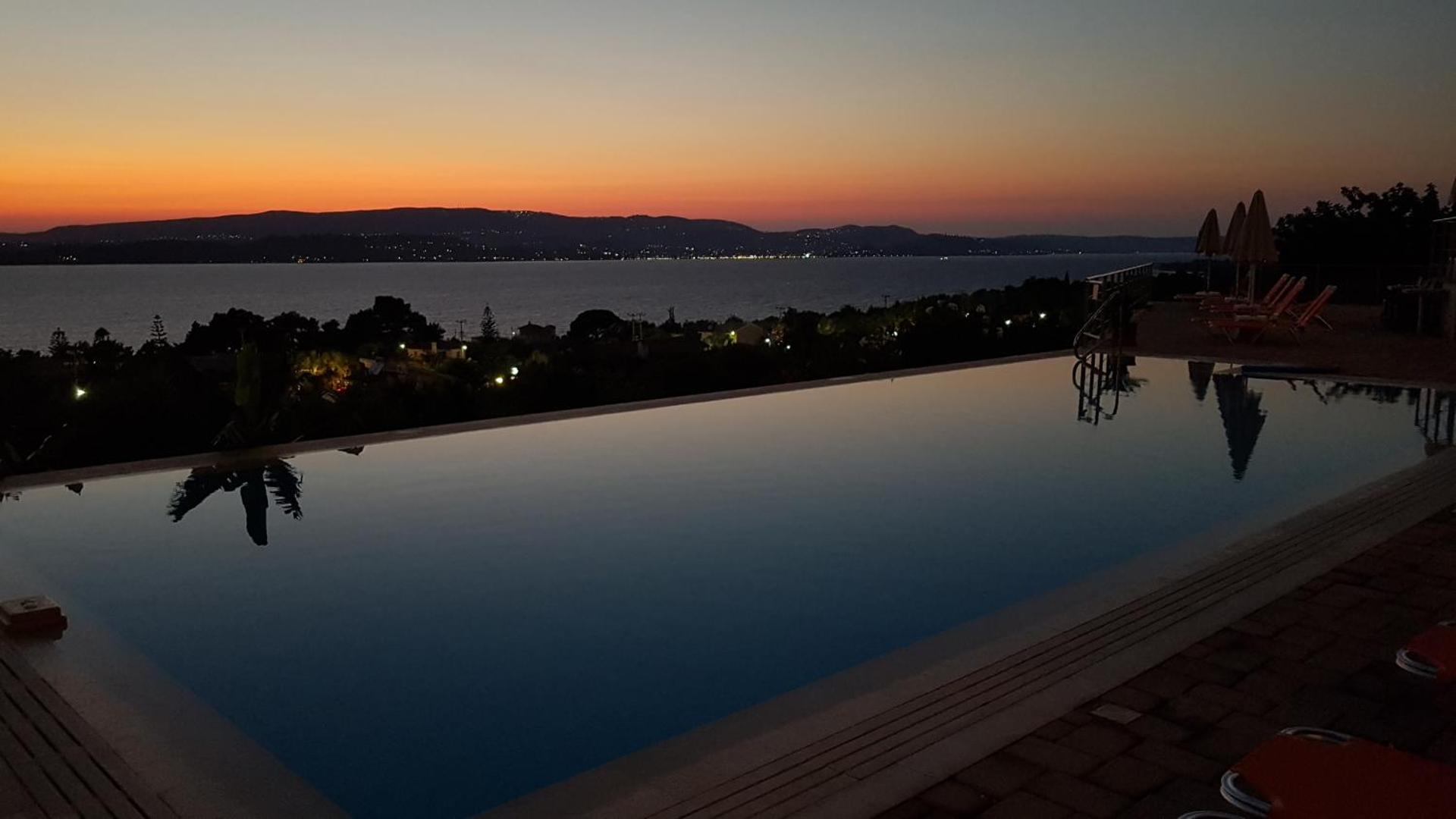 Stefanos Studios - Photo 93