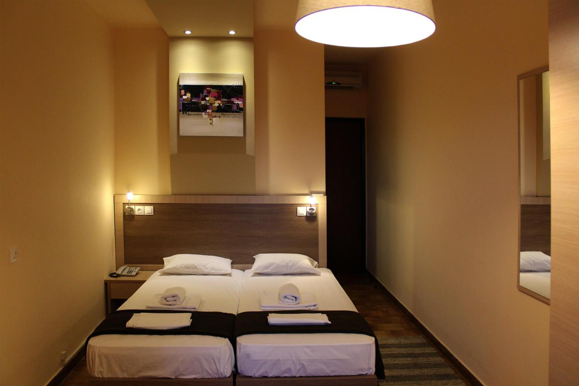 Philoxenia Hotel & Studios - Photo 3