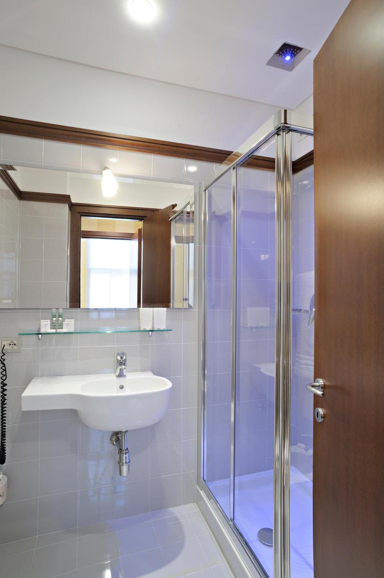 Hotel Gran Duca Di York - Photo 18