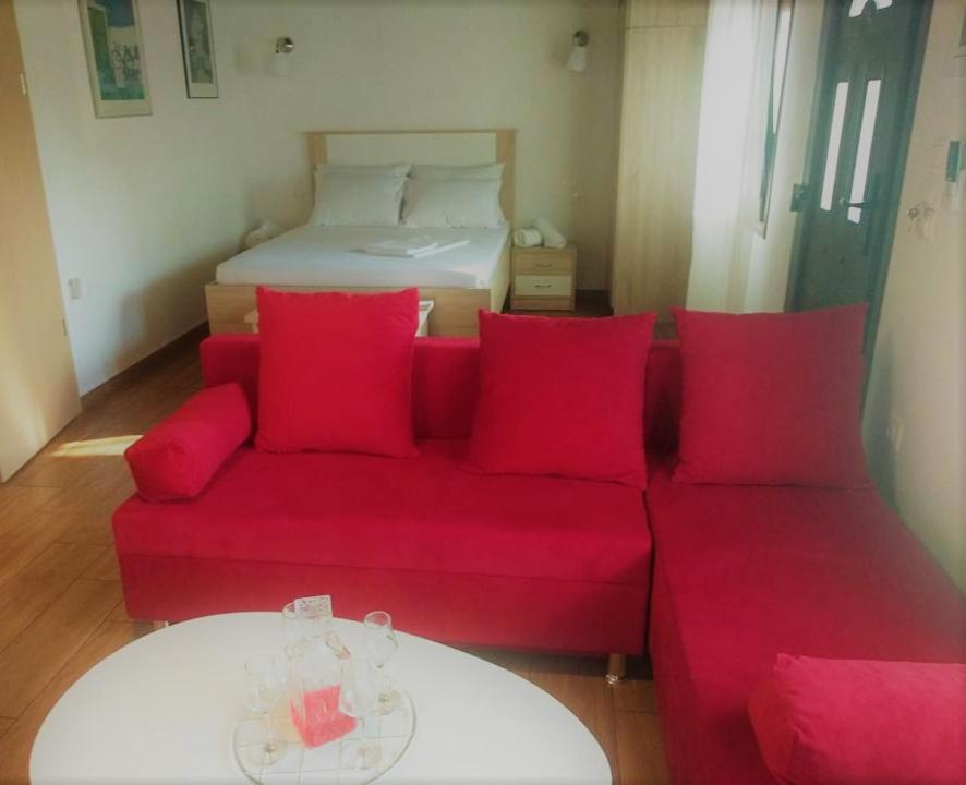 The Little Gem Under The Rocks - Photo 17