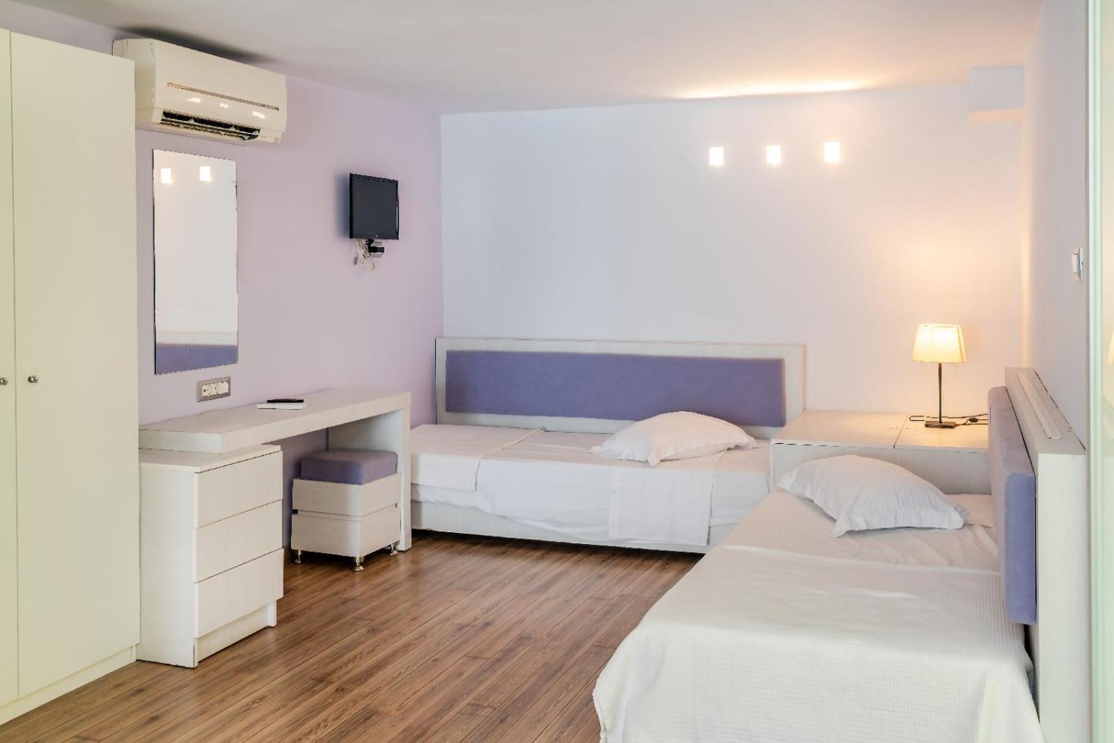 Triton Boutique Hotel - Photo 74